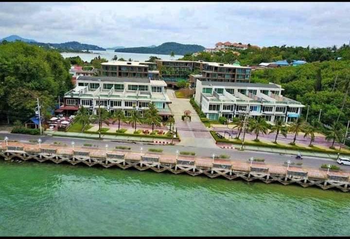 Panwa Beach Side Beachfront Phuket Exterior foto